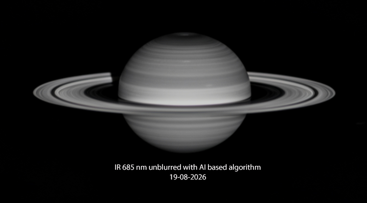 Immagine IR del saturno del 19 agosto ma con passaggio di unblur su base AI
